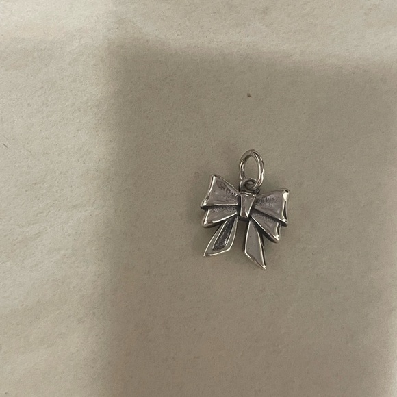 Sterling Silver Bow Pendant Charm - Picture 1 of 1